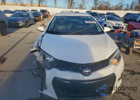2015 Toyota Corolla L z USA, uszkodzony, nr VIN 5YFBURHE1FP243722